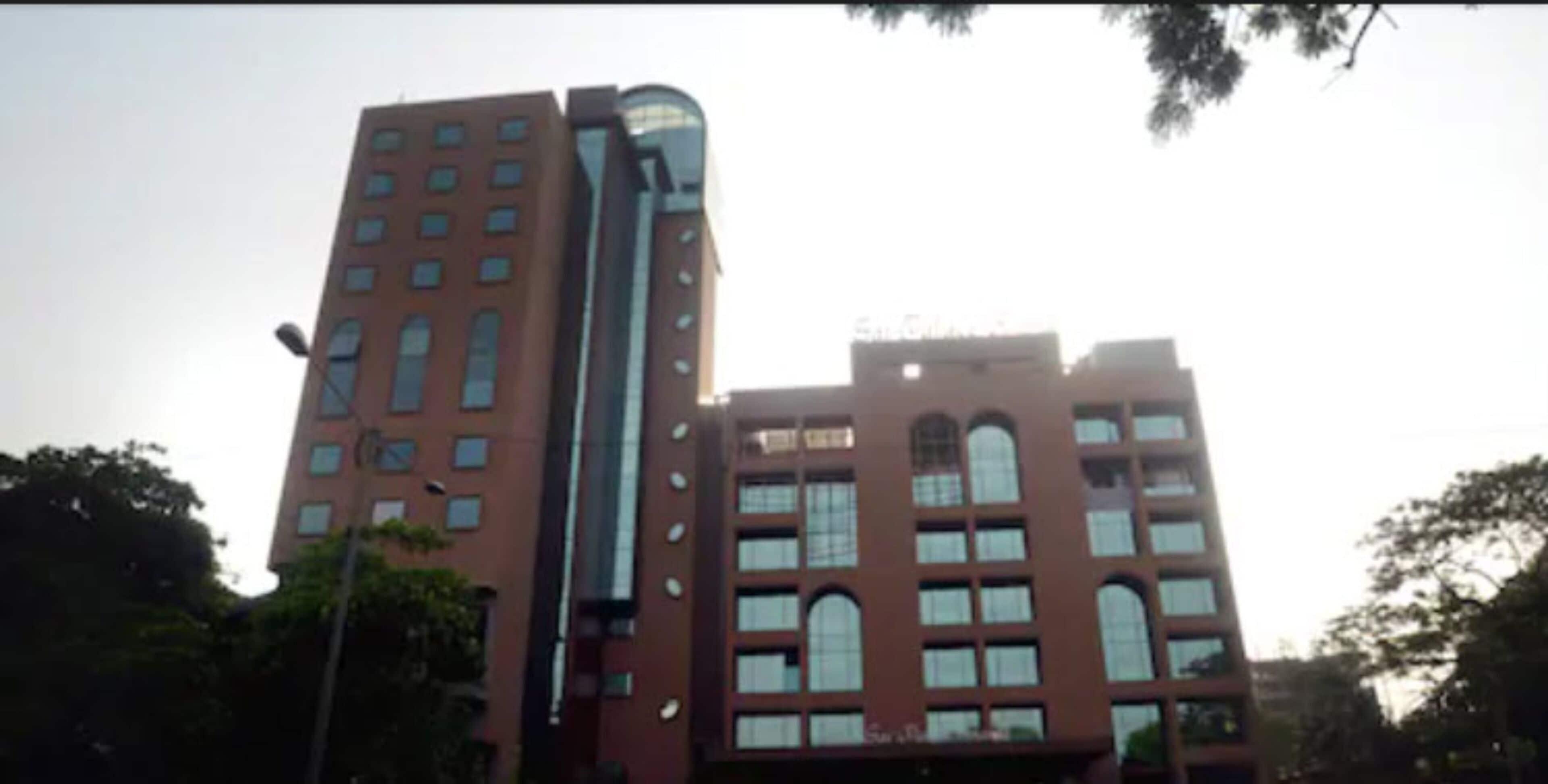 Sai Palace Grand, Malad — Billeder 1